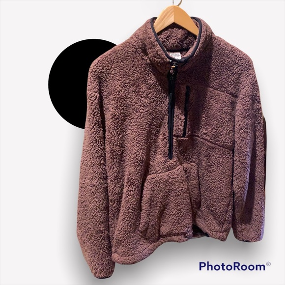 PINK Victoria's Secret Tops - Pink Victoria Secret Sherpa